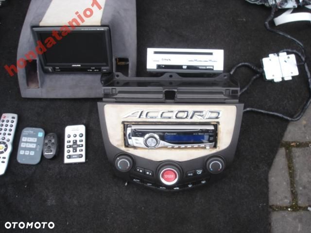 Honda ACCORD VII 2003 TAPICERKA ALPINE SKÓRA TV - 4