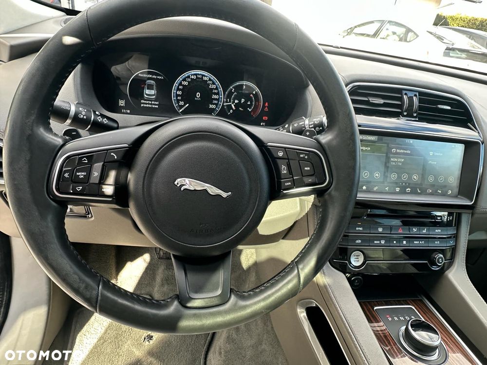 Jaguar F-Pace 3.0 TDV6 AWD Prestige - 5
