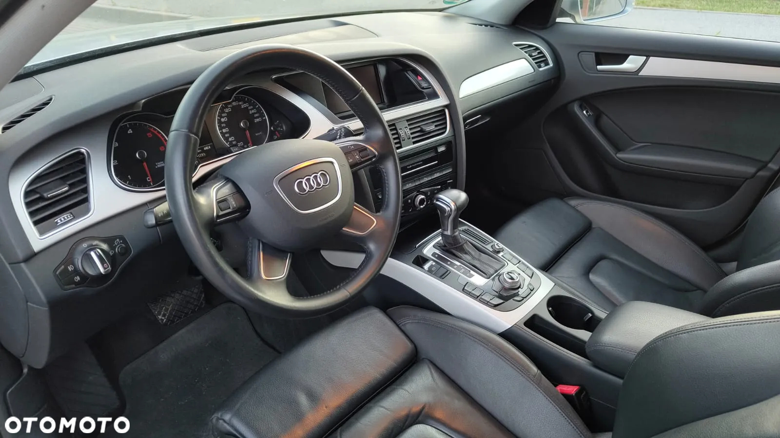 Audi A4 Avant 2.0 TDI DPF clean diesel multitronic Attraction - 9
