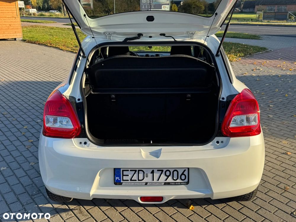 Suzuki Swift 1.2 Premium Plus - 26