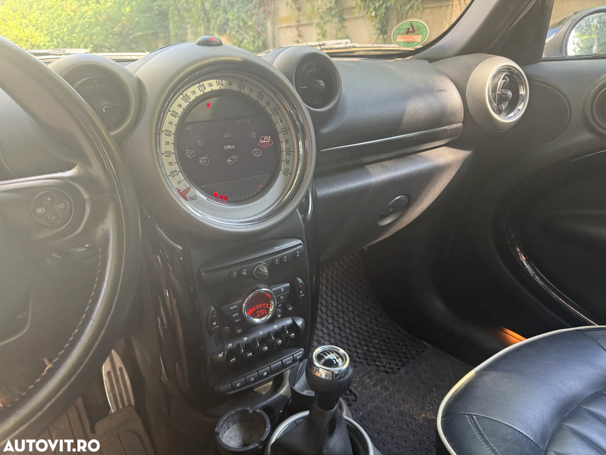 Mini Countryman Cooper SD ALL4 - 13