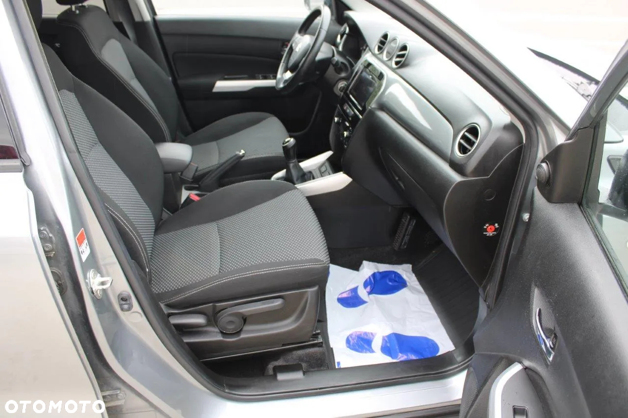 Suzuki Vitara 1.6 Premium 2WD - 9