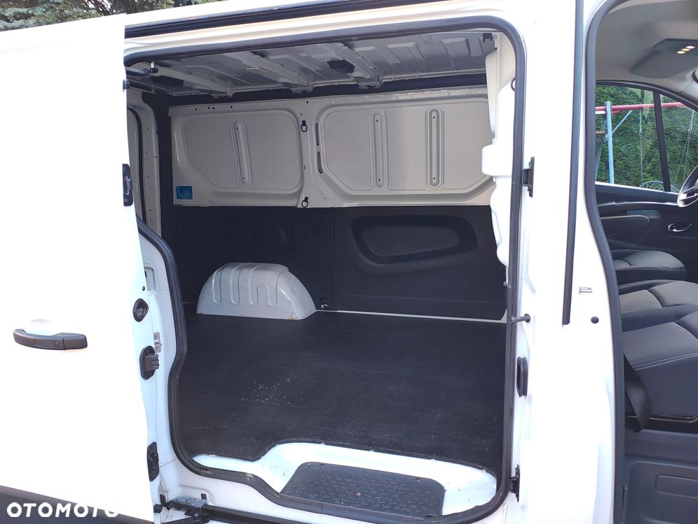 Renault Trafic - 15
