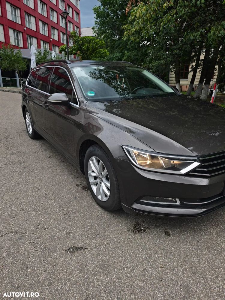 Volkswagen Passat - 4