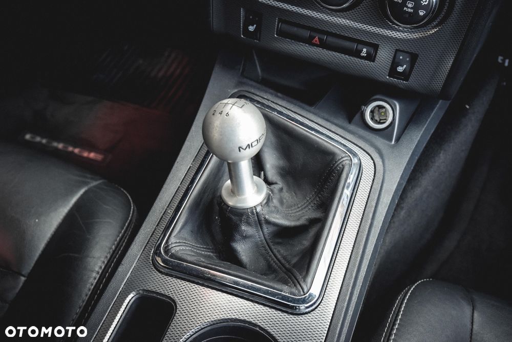 Dodge Challenger - 19