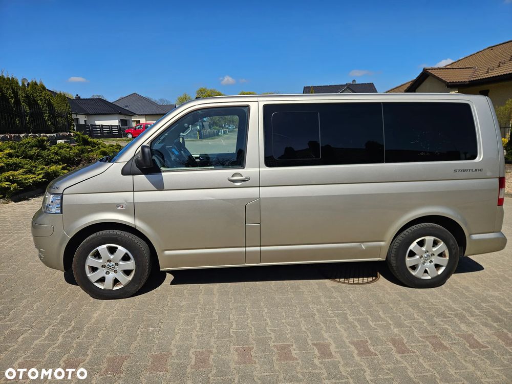Volkswagen Multivan - 2