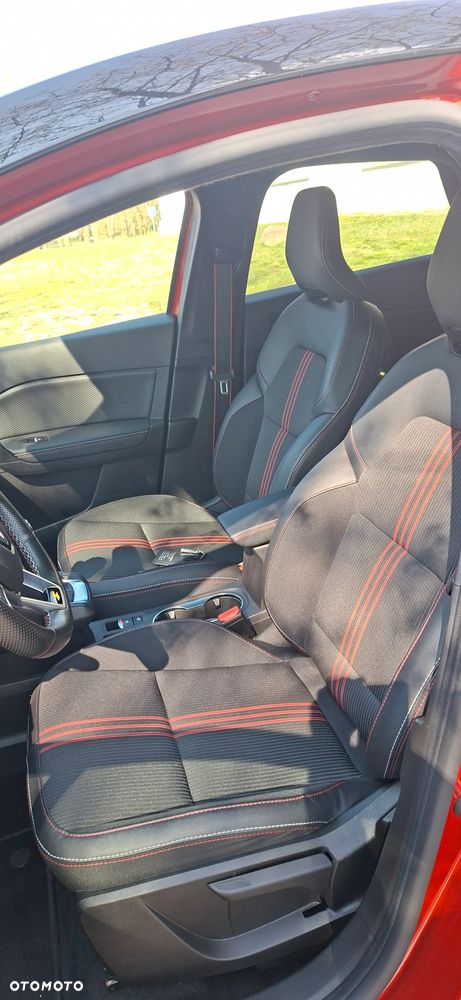 Renault Captur TCe 140 GPF R.S LINE - 21