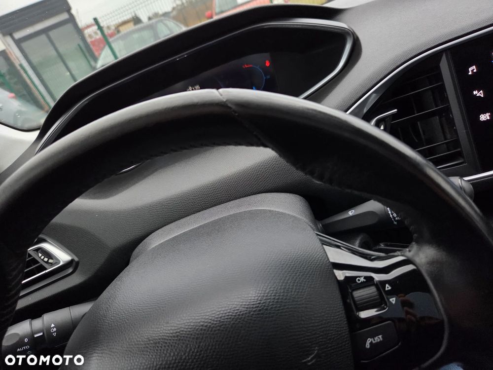 Peugeot 308 BlueHDi 130 Active Pack - 30