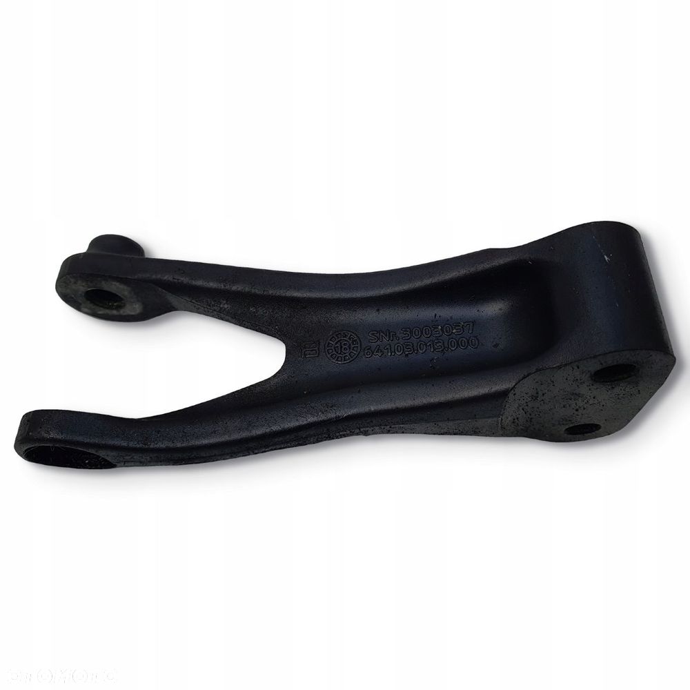 MOCOWANIE SILNIKA ŁAPA KTM Duke 790 18-24 wspornik 64103013000 - 4