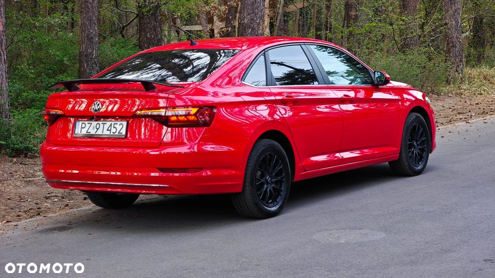 Volkswagen Jetta - 3