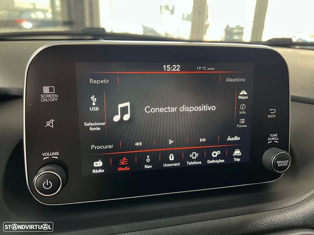 Fiat Tipo Station Wagon 1.3 M-Jet Lounge - 11