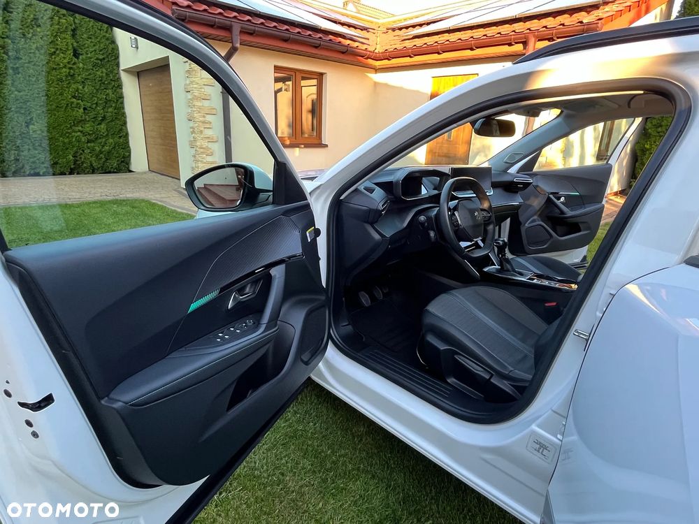 Peugeot 2008 2021 photo 5