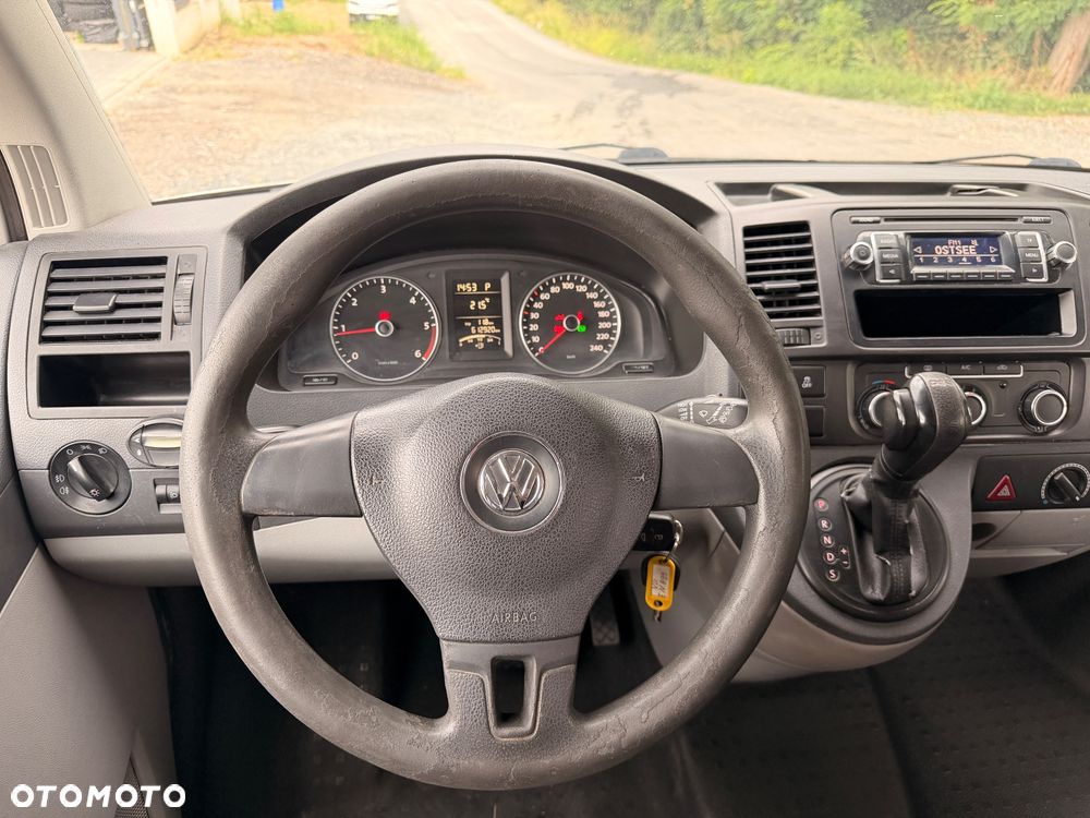 Volkswagen Transporter - 13