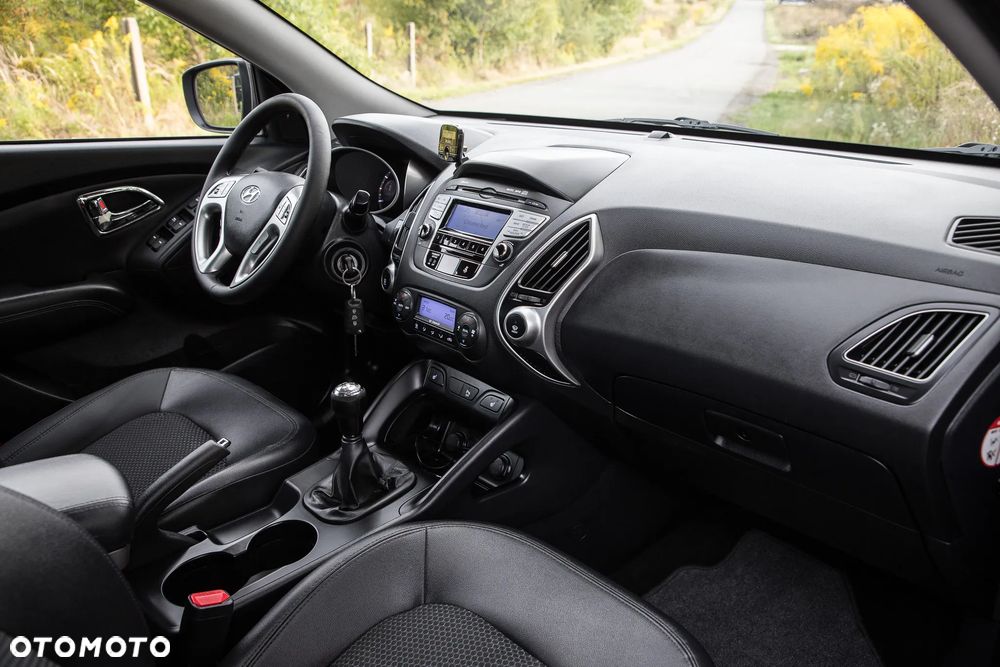 Hyundai ix35 2.0 4WD Premium - 40