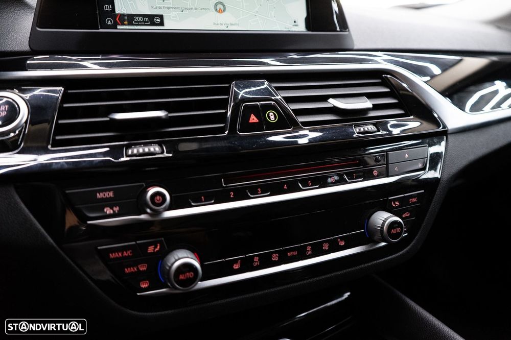 BMW 530 e iPerformance Line Sport - 40