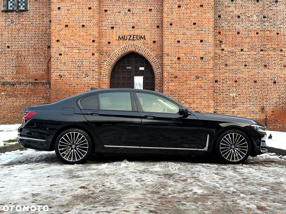 BMW Seria 7 740d xDrive - 8