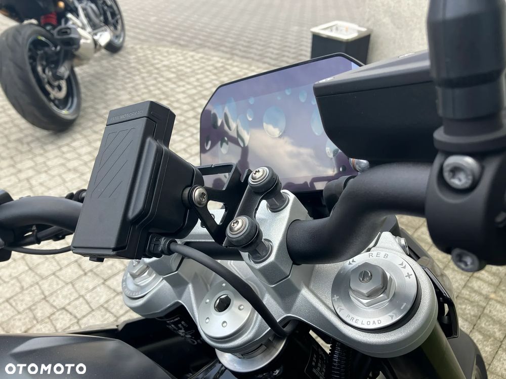 BMW R - 2