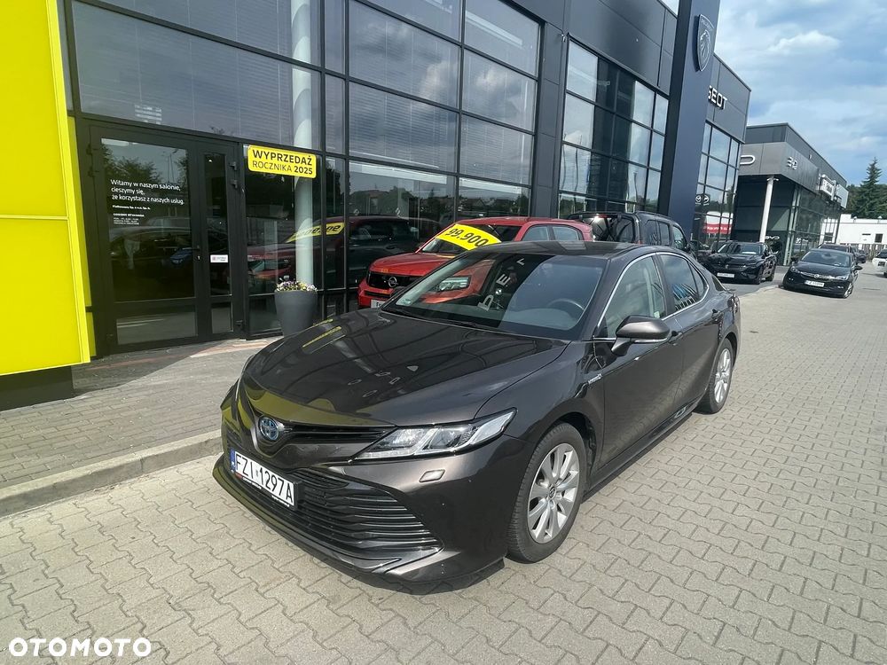 Toyota Camry 2.5 Hybrid Comfort CVT - 2