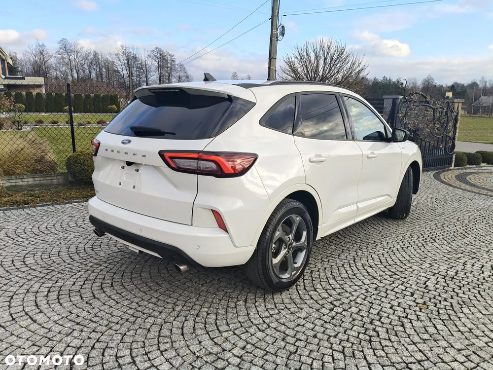 Ford Kuga - 11