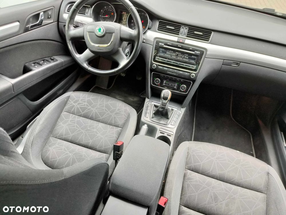 Skoda Superb 1.8 TSI Family - 7