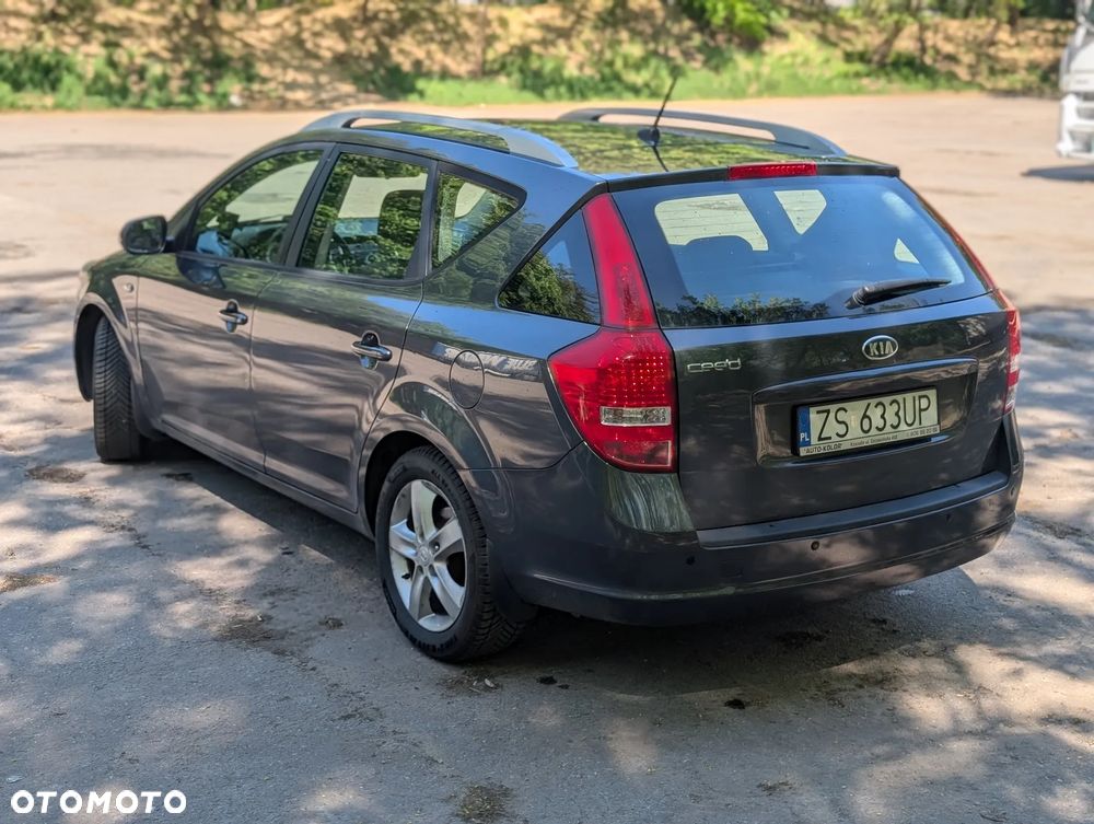 Kia Ceed 1.4 M - 12