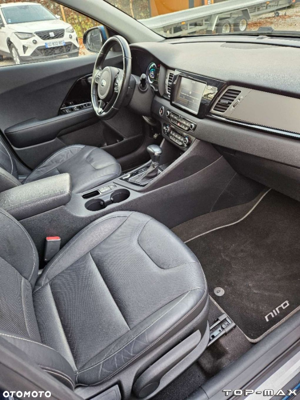 Kia Niro - 31