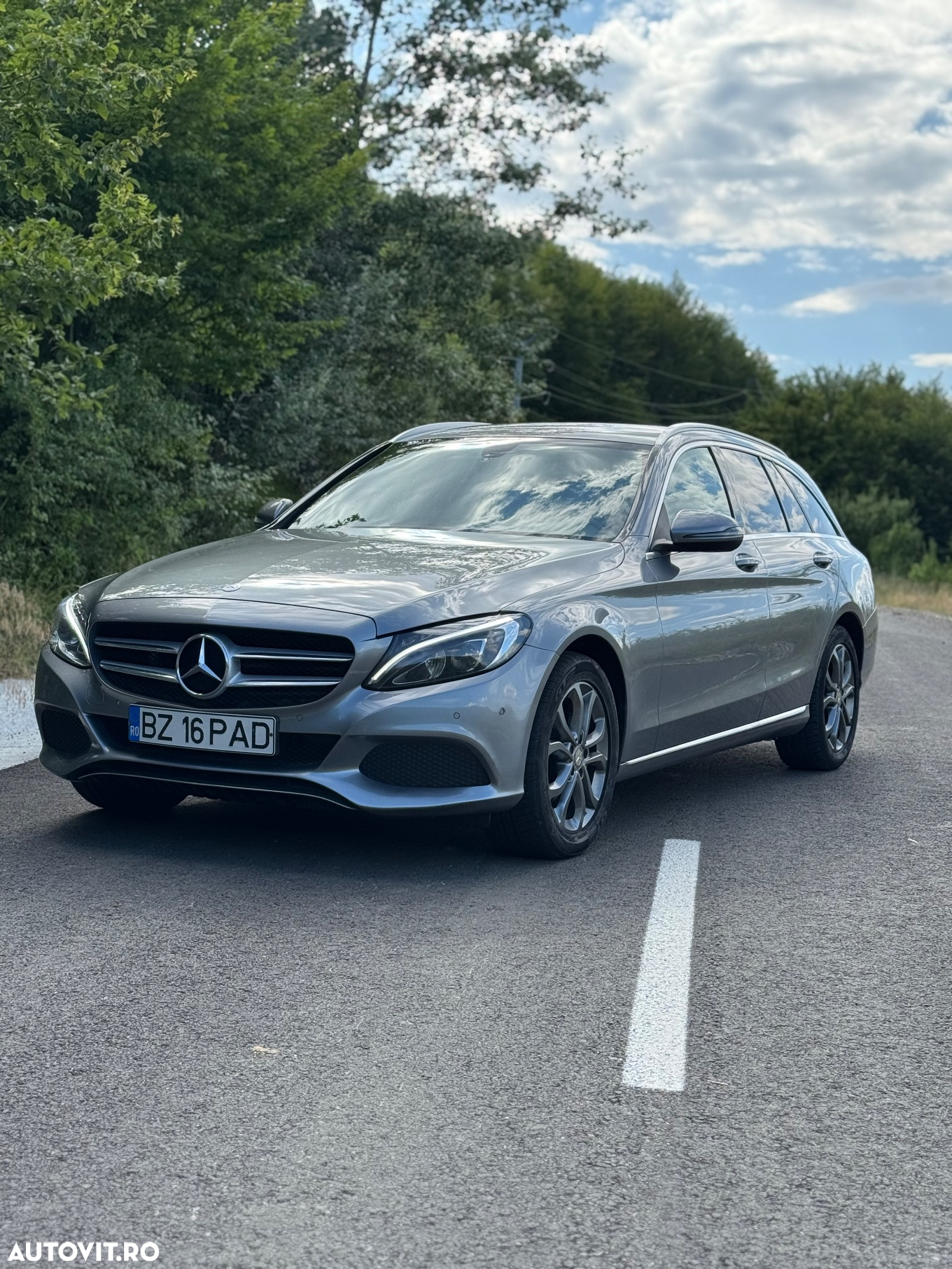 Mercedes-Benz C - 9