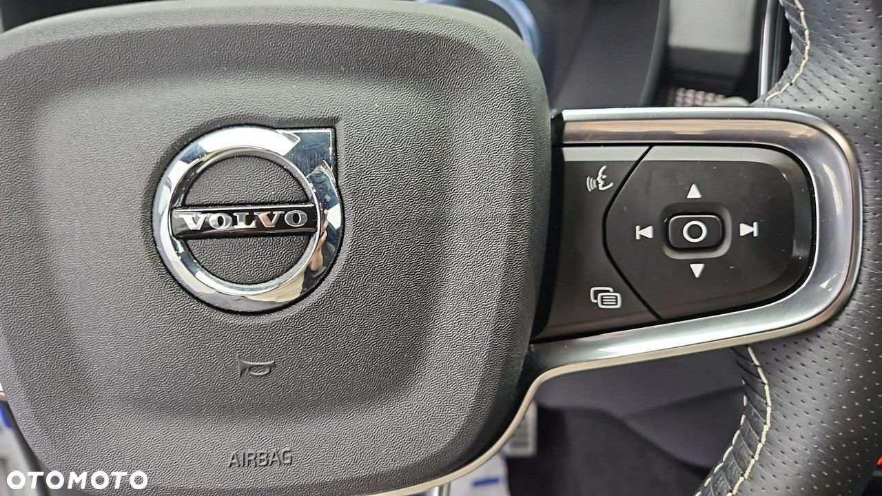 Volvo XC 40 - 15
