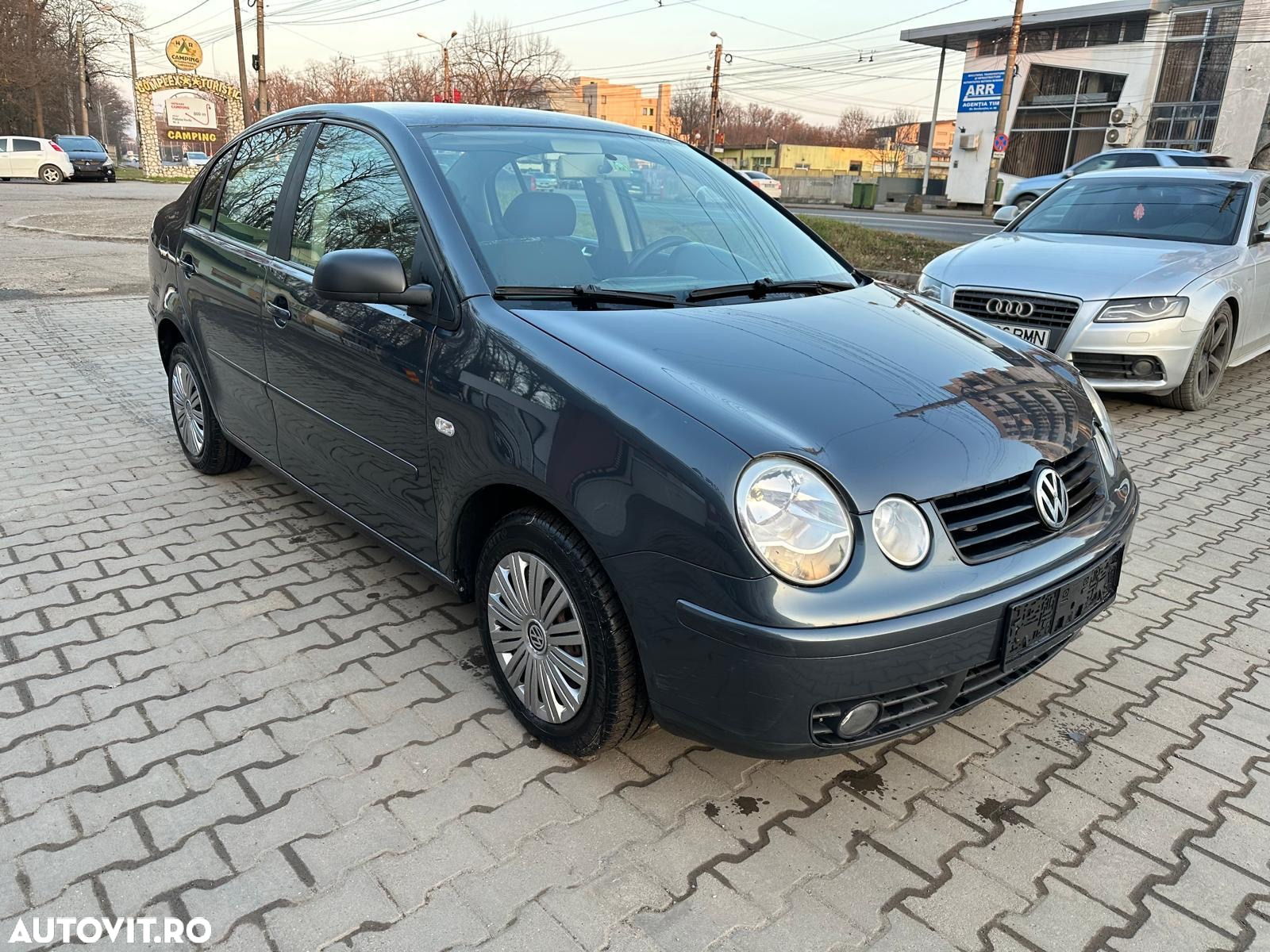 Volkswagen Polo 1.9 SDI Comfortline - 2
