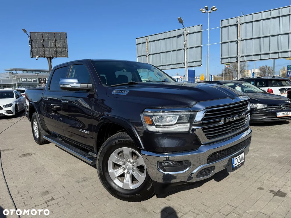 RAM 1500 5.7 Crew Cab Laramie - 3