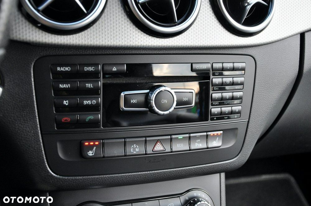 Mercedes-Benz Klasa B - 32