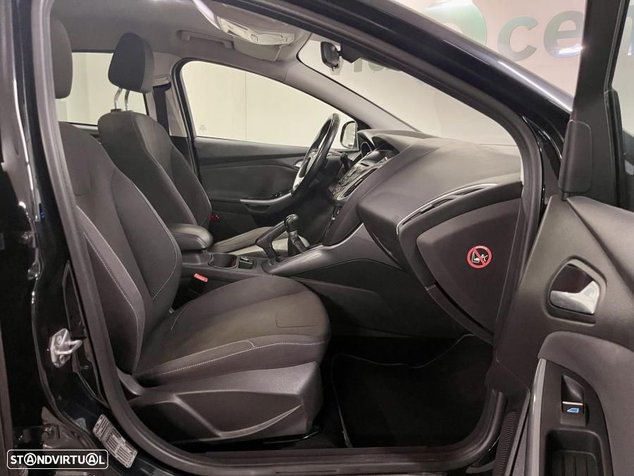 Ford Focus 1.0 SCTi Titanium Best - 20
