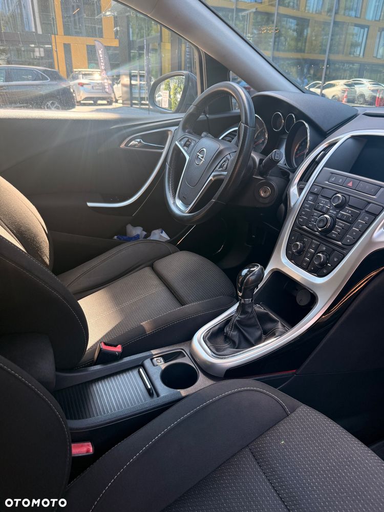 Opel Astra 1.4 T Cosmo - 10