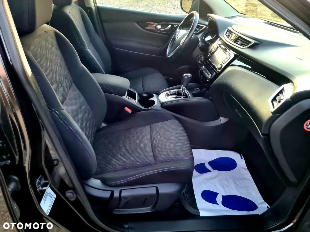 Nissan Qashqai 1.6 DCi Acenta Xtronic EU6 - 17