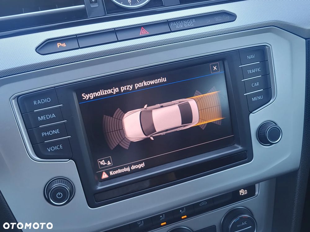 Volkswagen Passat 1.8 TSI BMT Comfortline DSG - 16