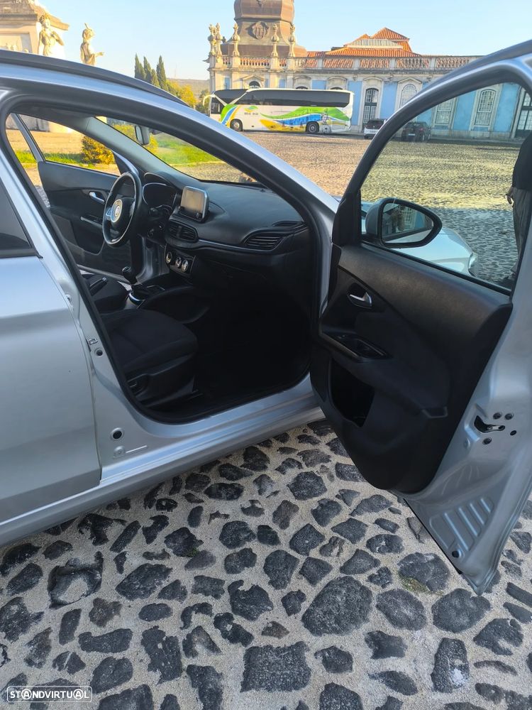 Fiat Tipo 1.3 M-Jet Easy - 5
