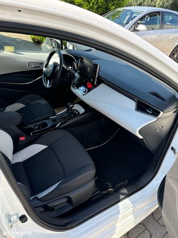Toyota Corolla 1.8 Hybrid Comfort - 3