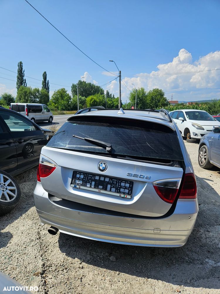 Dezmembrez bmw e91 - 2