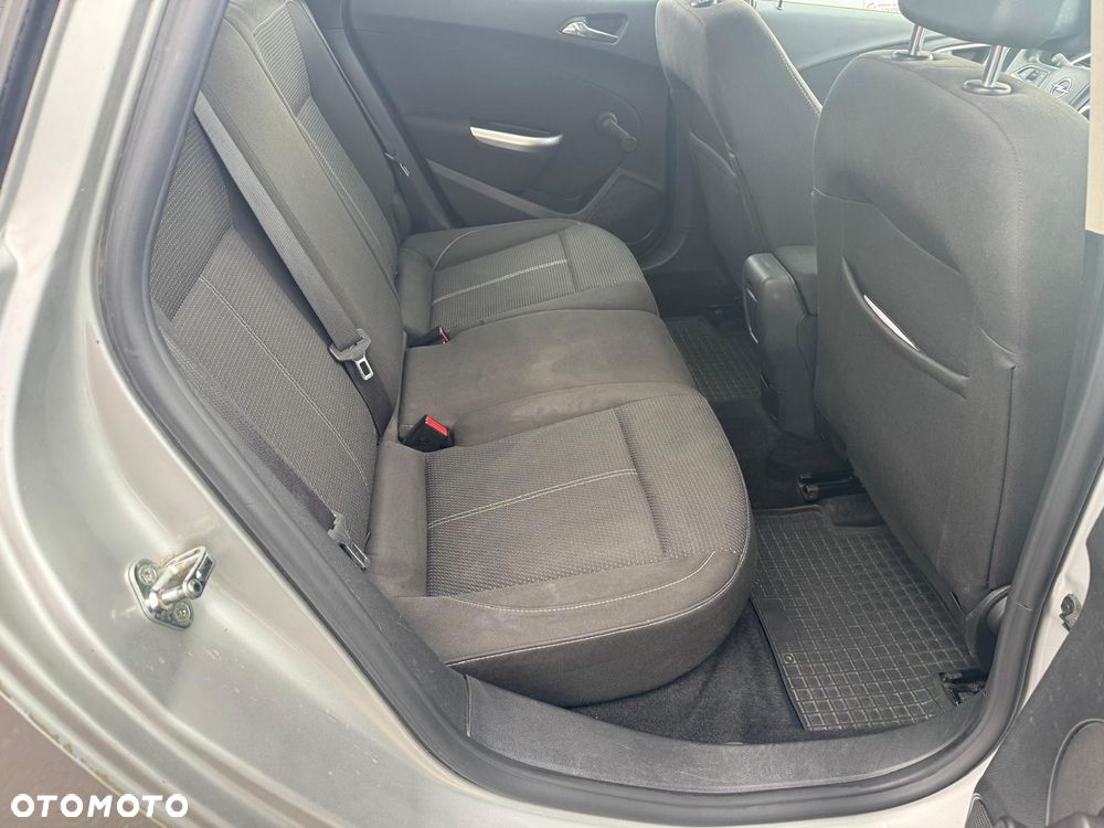 Opel Astra 1.4 T Enjoy - 17