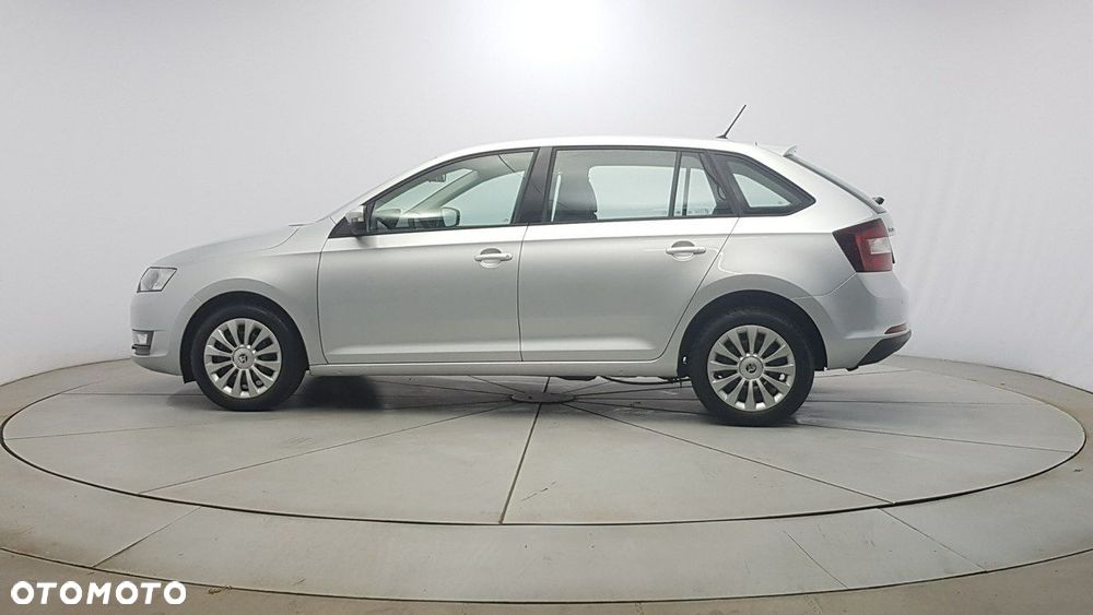 Skoda RAPID - 4