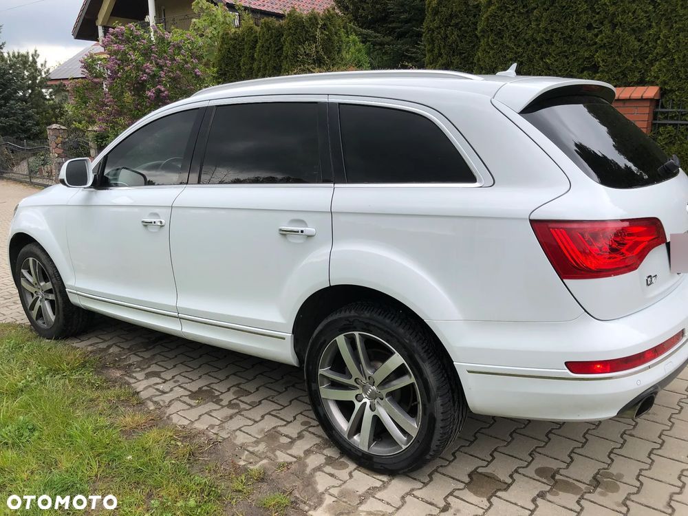 Audi Q7 3.0 TFSI Quattro Tiptronic - 24