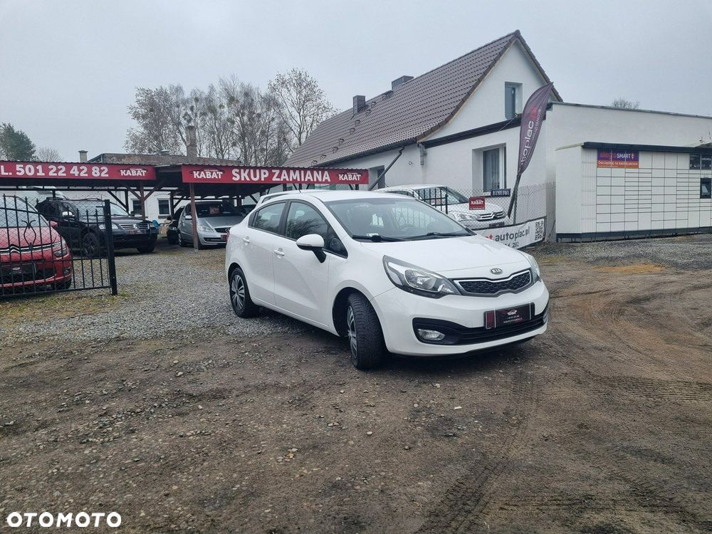 Kia Rio - 7
