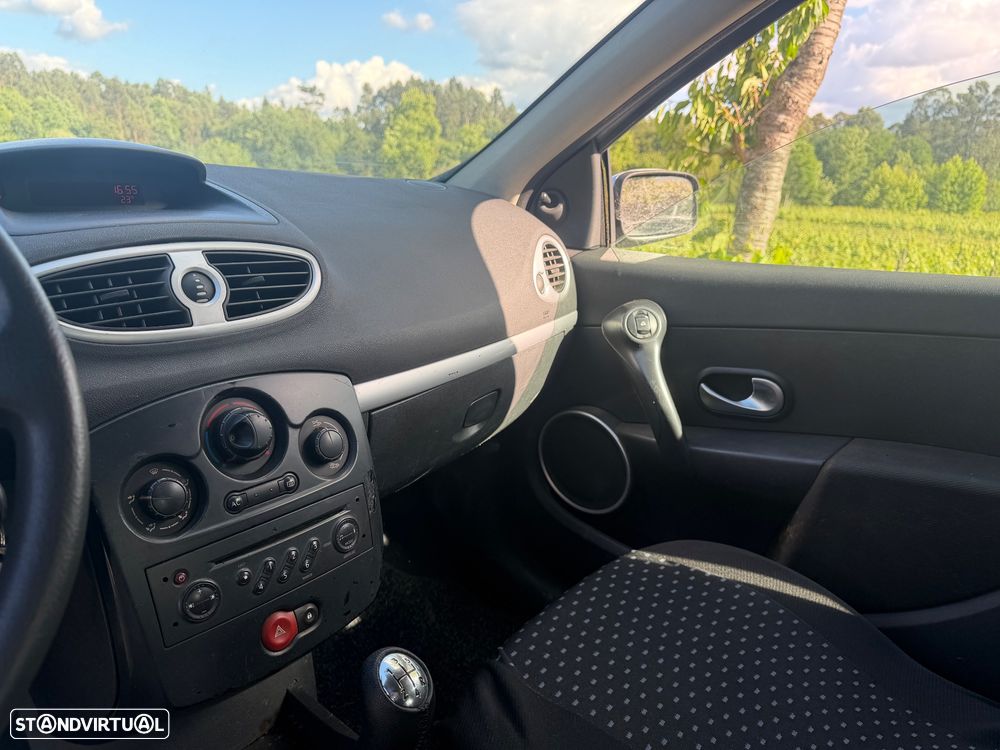 Renault Clio 1.5 dCi Confort - 7