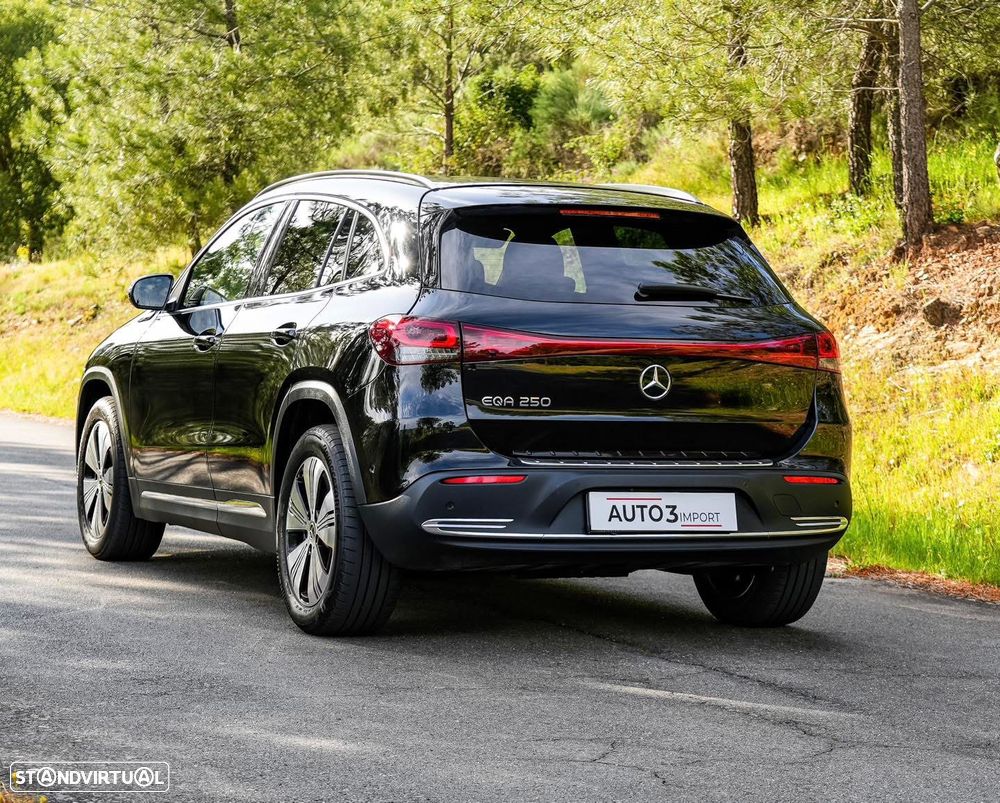 Mercedes-Benz EQA 250 Progressive - 38