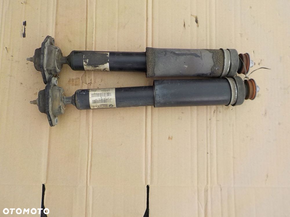 amortyzator tył komplet bmw e87 3D 2008r - 1