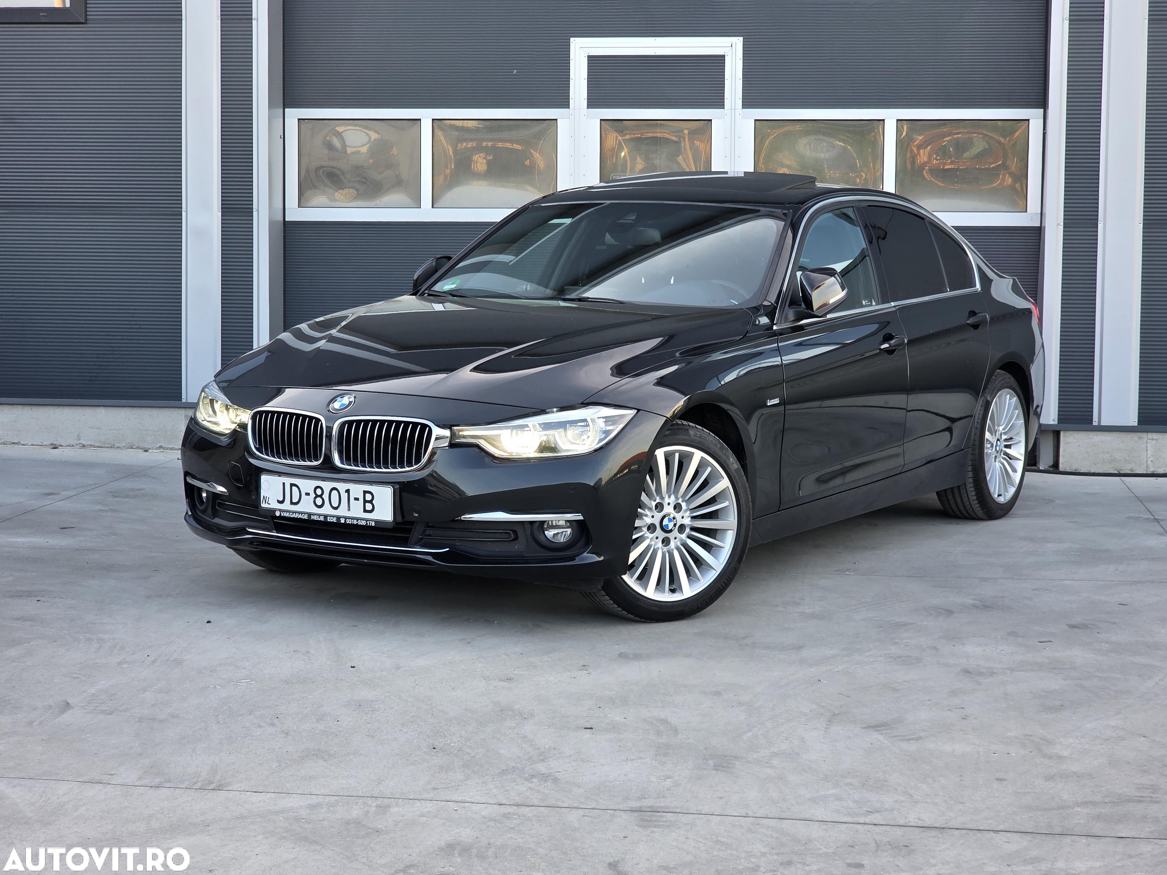 BMW Seria 3 320d Luxury Line - 3
