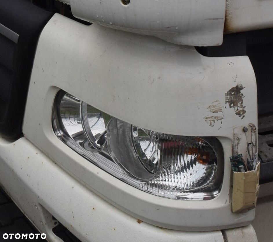 POSZYCIE LAMPY OKULAR NAROŻNIK DAF CF L/P - 4