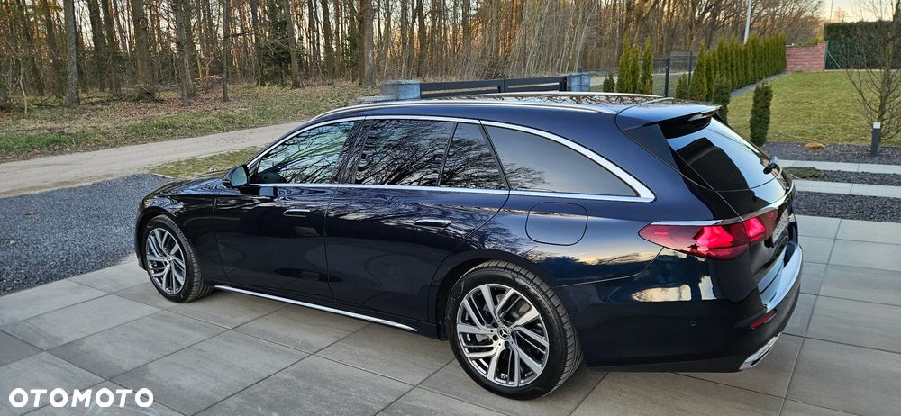 Mercedes-Benz Klasa E 300 PHEV Exclusive 9G-Tronic - 14