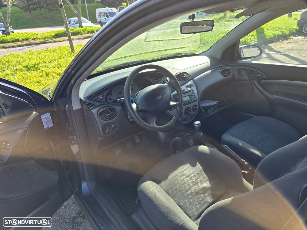 Ford Focus - 11