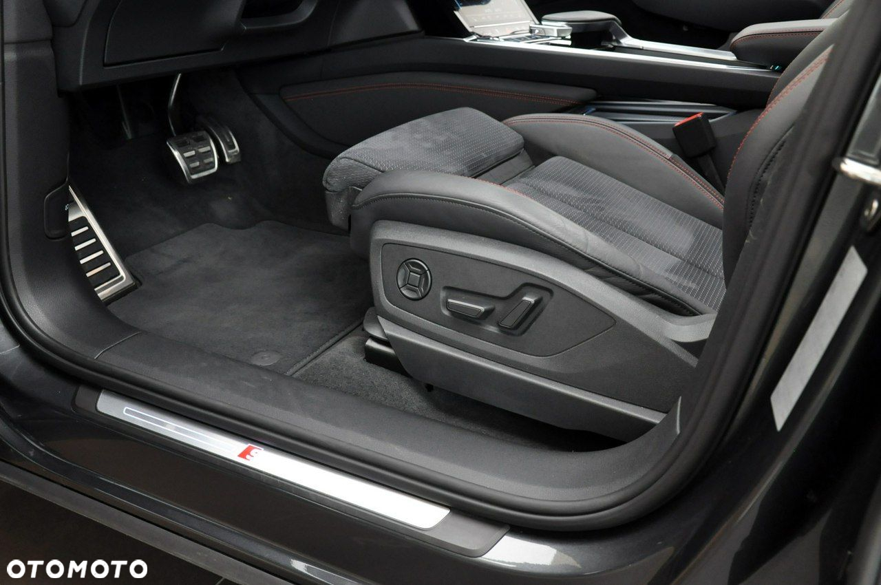 Audi Q8 - 19